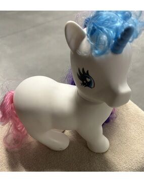 My Little Pony Unicorn Figure White Blue Pink Purple Hair Moon Cutie Mark Toy